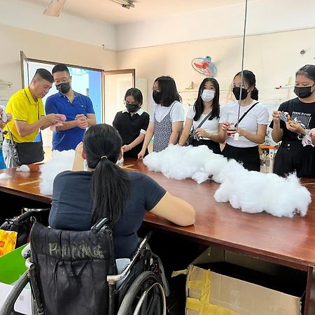 Nha Khach Lang May Man - Village Chance ホーチミン市 エクステリア 写真