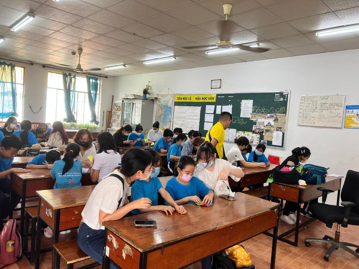 Nha Khach Lang May Man - Village Chance ホーチミン市 エクステリア 写真